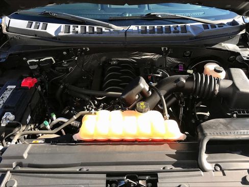 Used 2017 Ford F150 Lariat RWD image 11