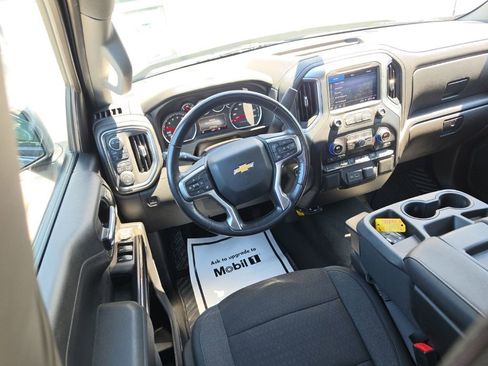 Used 2021 Chevrolet Silverado 1500 LT AWD/4WD image 7