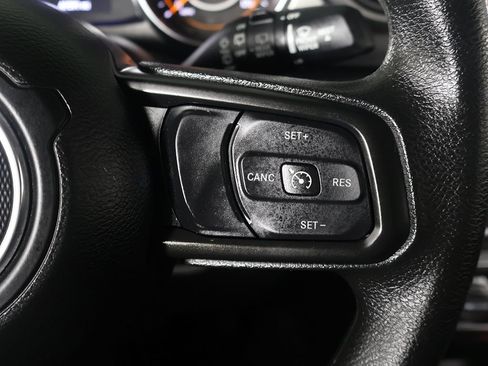 Used 2021 Jeep Wrangler Unlimited Sport AWD/4WD image 32