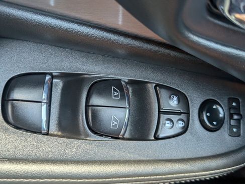 Certified 2024 Nissan Murano SL FWD image 36
