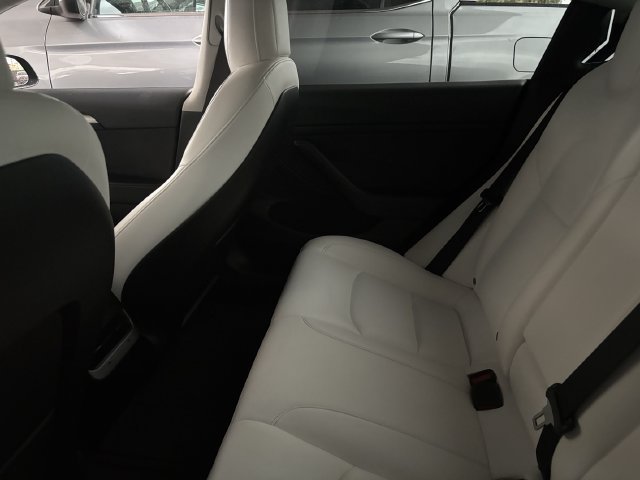 Used 2022 Tesla Model 3 RWD image 12