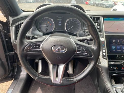 Used 2017 INFINITI Q60 3.0t Sport RWD image 32