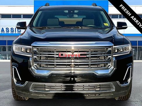 Used 2023 GMC Acadia SLE w/ Driver Convenience Package image 2