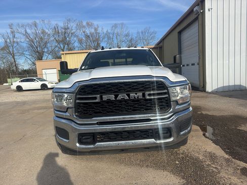 Used 2021 RAM 3500 Tradesman image 3