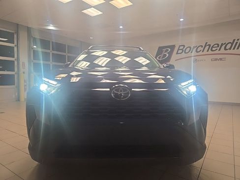 Used 2022 Toyota RAV4 XLE image 5
