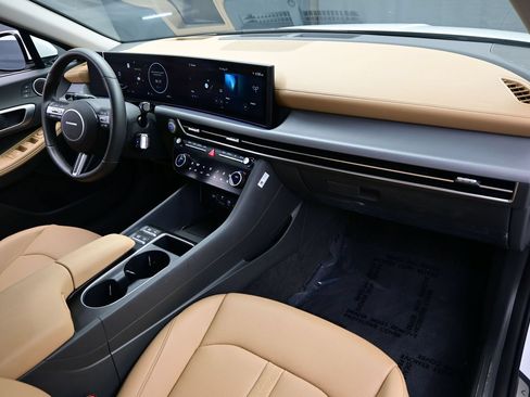 Certified 2026 Hyundai Sonata Limited FWD image 15