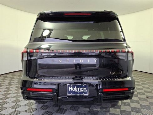 Certified 2026 INFINITI QX80 4WD w/ Sport Exterior Package image 8