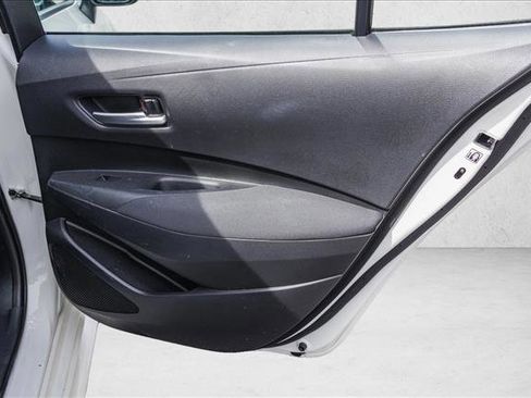 Used 2020 Toyota Corolla LE image 26