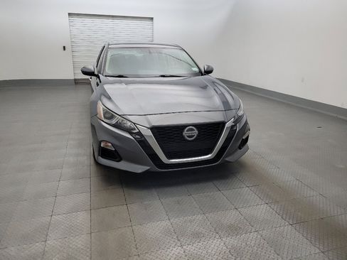 Used 2020 Nissan Altima 2.5 S FWD image 14