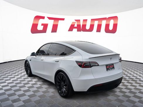 Used 2022 Tesla Model Y Performance AWD/4WD image 3