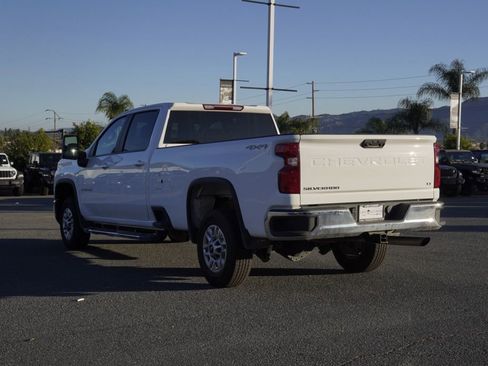 Used 2025 Chevrolet Silverado 2500 LT w/ Convenience Package image 6