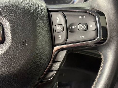 Used 2024 RAM 3500 Limited AWD/4WD image 18