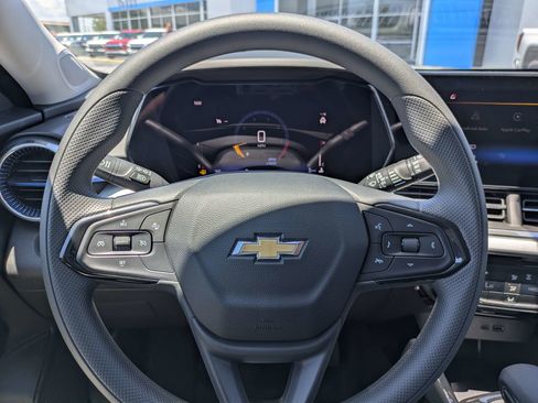 New 2026 Chevrolet Trax LT FWD image 20