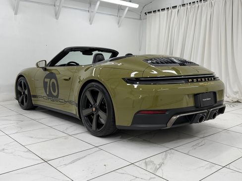 New 2026 Porsche 911 Carrera 4 GTS image 3