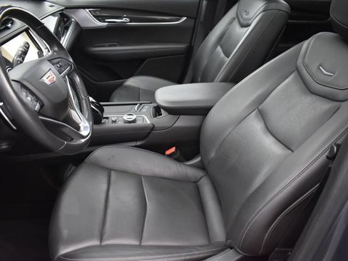 Used 2020 Cadillac XT6 Sport AWD/4WD image 11