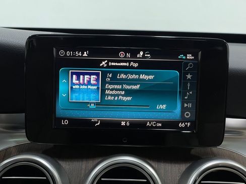 Used 2019 Mercedes-Benz C 300 4MATIC Sedan image 23