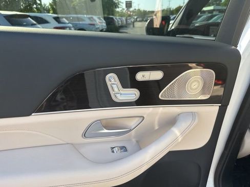 New 2026 Mercedes-Benz GLS 450 4MATIC image 29