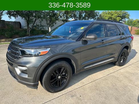 Used 2020 Ford Explorer XLT w/ Equipment Group 202A AWD/4WD image 1