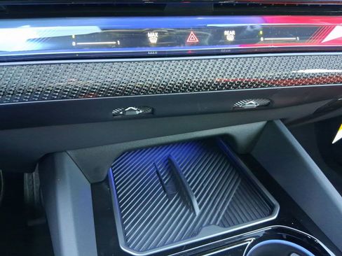 New 2026 BMW M5 Touring image 26