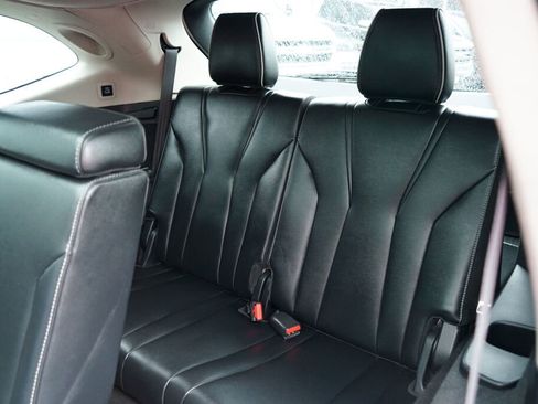 Used 2022 Acura MDX SH-AWD w/ Advance Package image 13