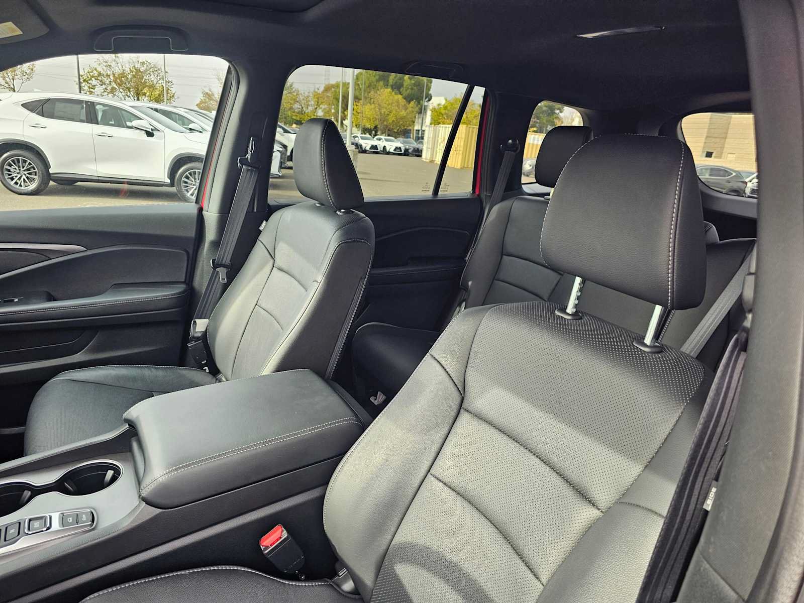 Used 2024 Honda Passport EX-L image 21
