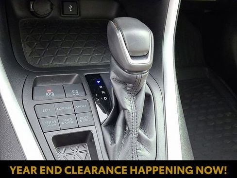 Certified 2022 Toyota RAV4 XLE Premium image 20