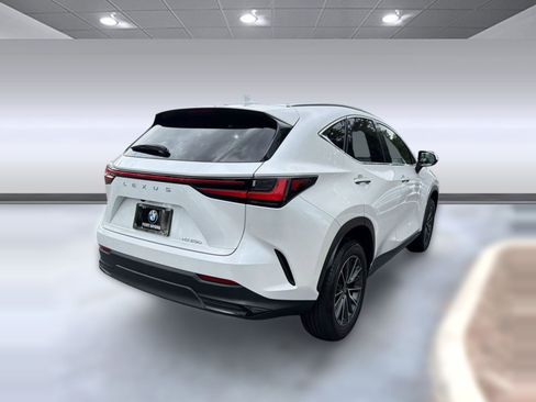 Used 2024 Lexus NX 250 FWD image 9