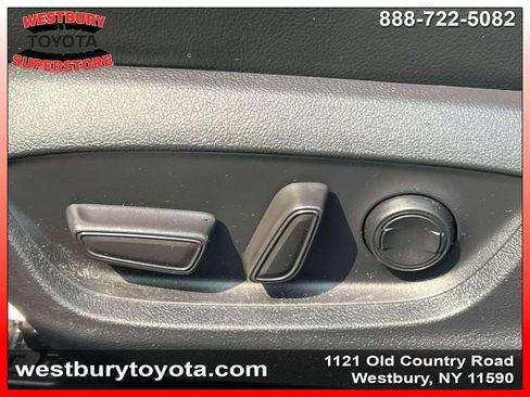 Used 2023 Toyota Camry SE AWD/4WD image 21