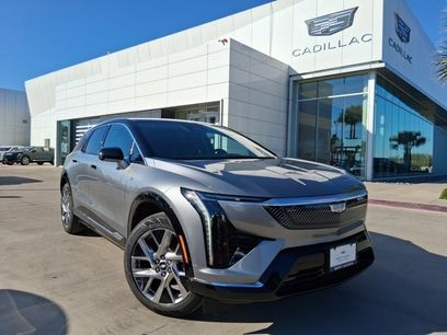 New 2026 Cadillac Optiq Luxury 1