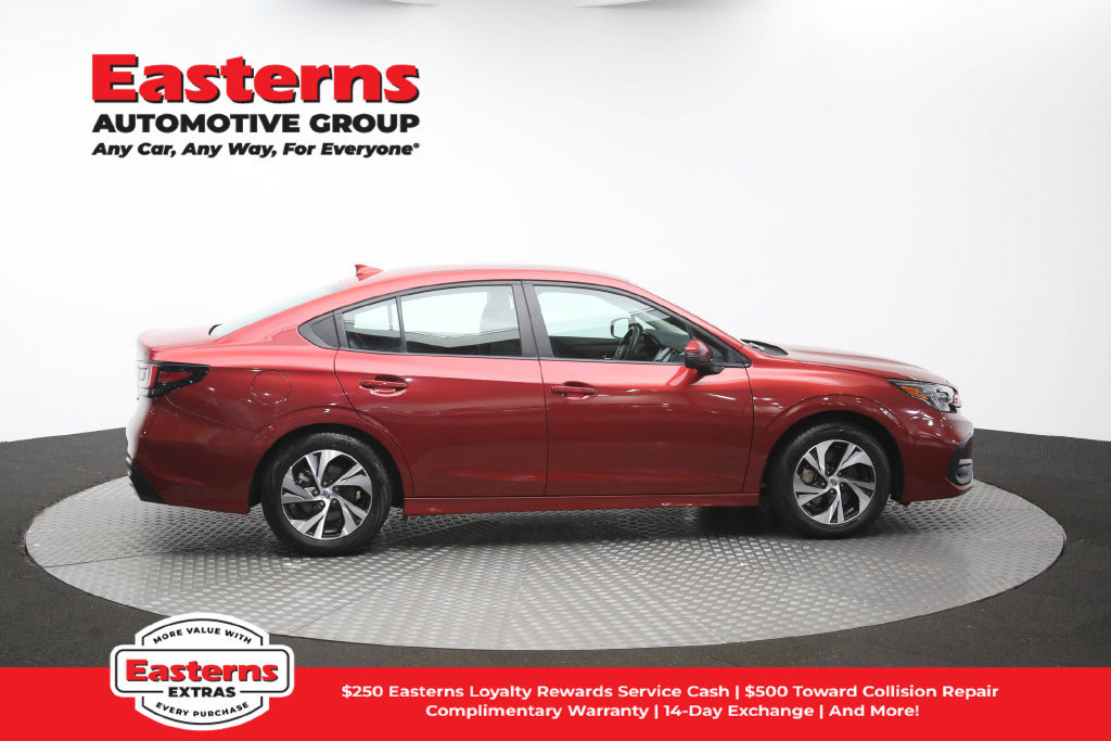 Used 2025 Subaru Legacy Premium AWD/4WD image 44