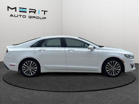 Used 2018 Lincoln MKZ Select w/ Select Plus Package FWD image 10
