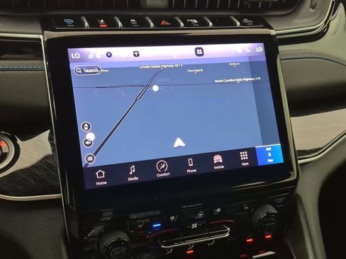 Certified 2024 Jeep Grand Cherokee Trailhawk AWD/4WD image 25