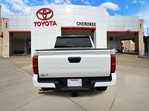 Used 2024 Toyota Tacoma SR5 AWD/4WD image 6