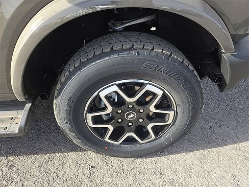 New 2025 Ford Bronco Outer Banks image 20