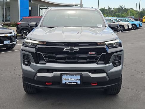 Used 2026 Chevrolet Colorado Z71 w/ Technology Package AWD/4WD image 9