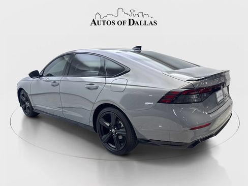 Used 2025 Honda Accord Sport image 9
