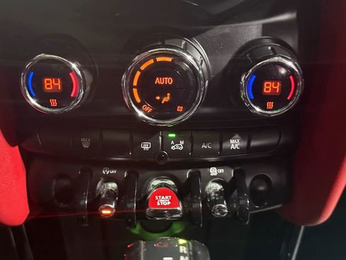 Used 2015 MINI Cooper 4-Door Hardtop w/ Media Package image 25