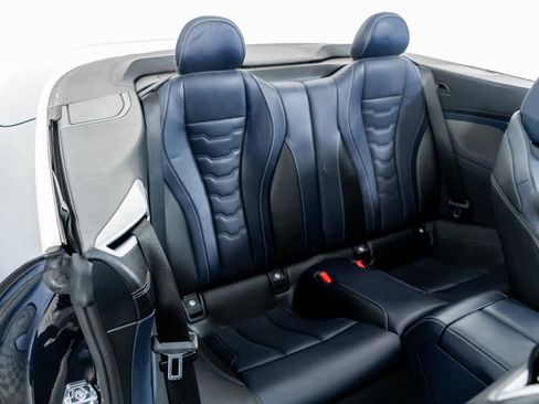 Used 2023 BMW M850i xDrive Convertible image 31