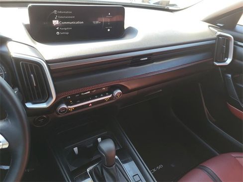 Used 2025 MAZDA CX-50 AWD 2.5 Hybrid w/ Premium Pkg image 23