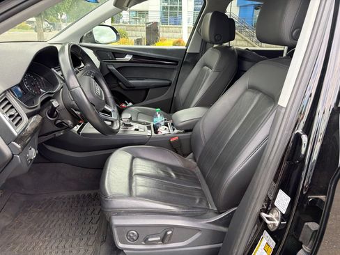 Used 2019 Audi Q5 2.0T Premium w/ Convenience Package AWD/4WD image 8