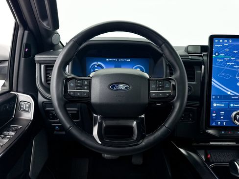 Used 2025 Ford F150 Lightning Platinum AWD/4WD image 4