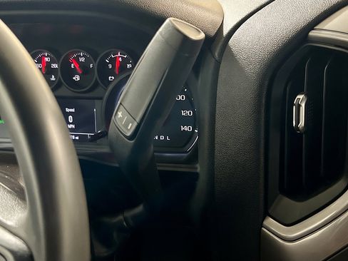 Used 2023 Chevrolet Silverado 1500 Custom AWD/4WD image 12