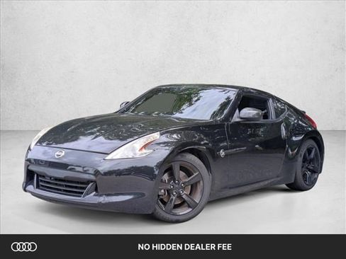 Used 2009 Nissan 370Z Coupe w/ Aerodynamics Pkg RWD image 1