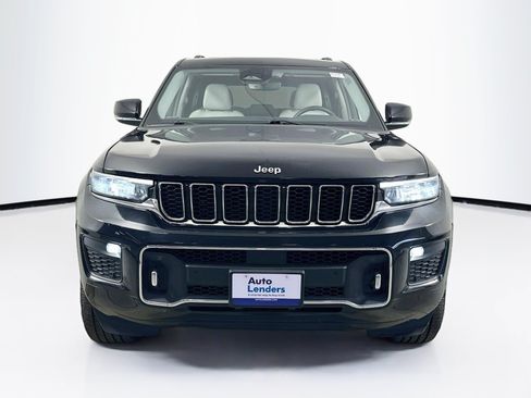 Used 2022 Jeep Grand Cherokee Overland AWD/4WD image 2