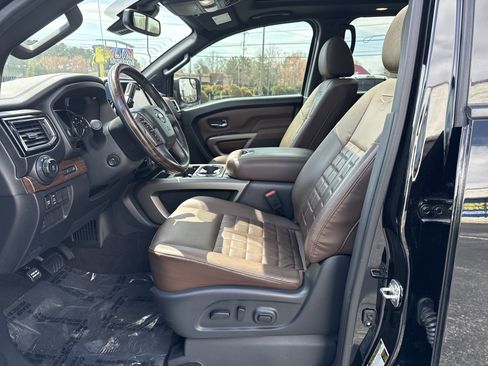 Used 2020 Nissan Titan Platinum Reserve w/ Moonroof Package image 16