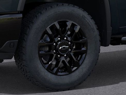 New 2026 Chevrolet Silverado 2500 LT image 9