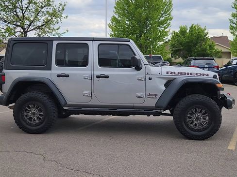 Used 2019 Jeep Wrangler Unlimited Rubicon w/ Cold Weather Group AWD/4WD image 10