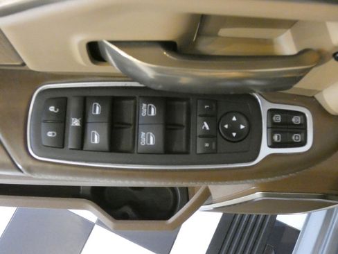 Used 2024 RAM 2500 Limited w/ Safety Group image 26