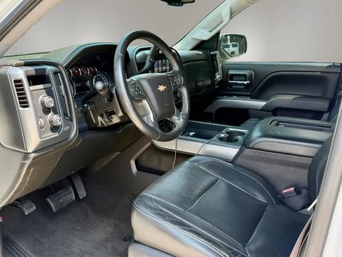 Used 2017 Chevrolet Silverado 1500 LTZ Z71 w/ LTZ Plus Package AWD/4WD image 9