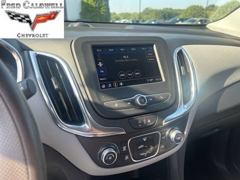 Used 2023 Chevrolet Equinox LS w/ LS Convenience Package FWD image 19